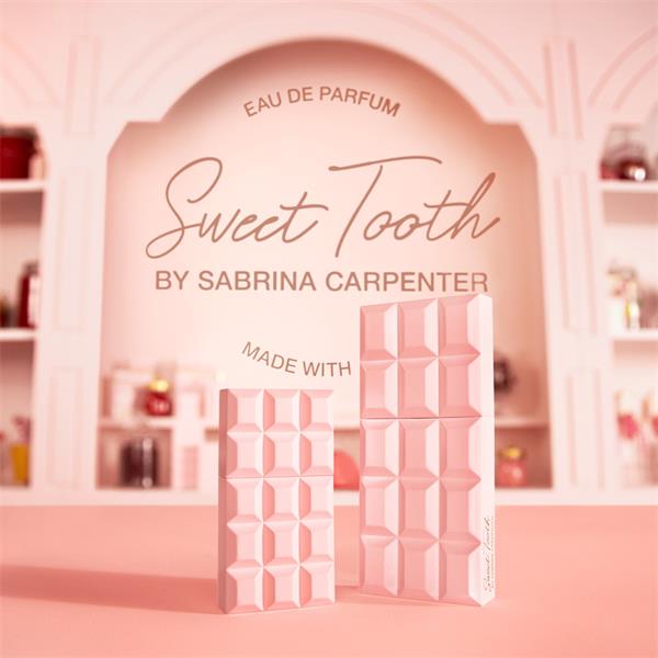 SABRINA CARPENTER SWEET TOOTH DAMA